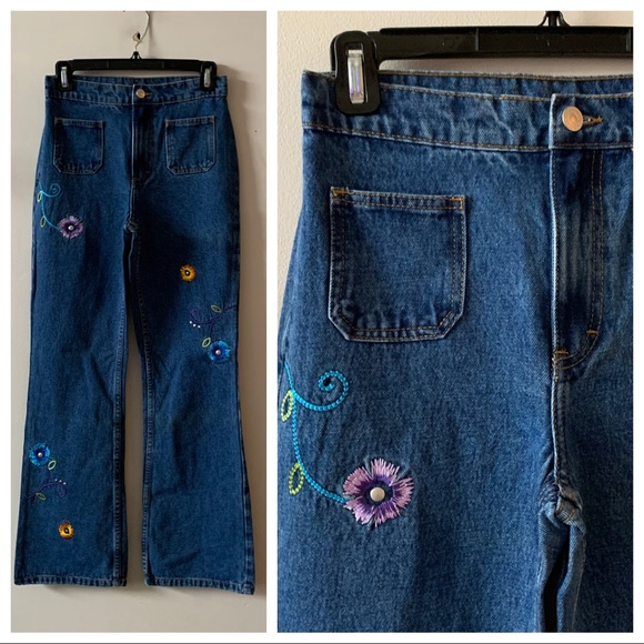 Vintage Denim - Vintage Y2K flower embellished high waist jeans